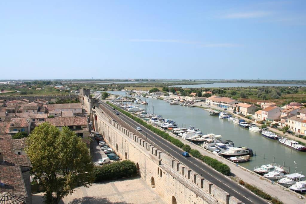 Un Charmant Logement Apartment Aigues-Mortes Ngoại thất bức ảnh